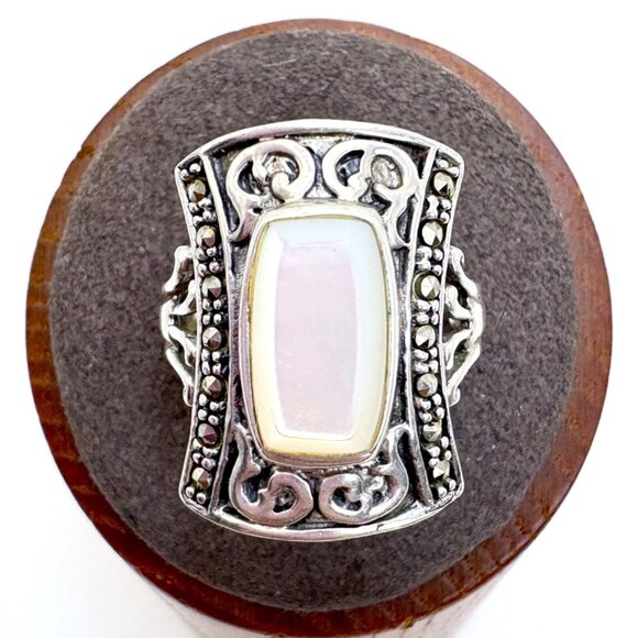 VTG Sterling Silver 925 Mother of Pearl Marcasite Scroll Design Ring Size 6.75 - Picture 1 of 11